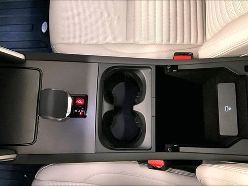 Certified 2025 Land Rover Discovery Sport S image 11