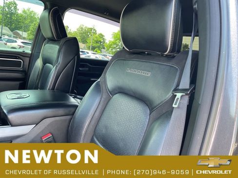 Used 2022 RAM 1500 Laramie AWD/4WD image 7