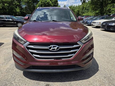 Used 2017 Hyundai Tucson SE w/ SE Popular Package 02 FWD image 5