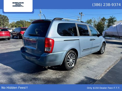 Used 2012 Kia Sedona EX w/ Luxury Pkg image 5