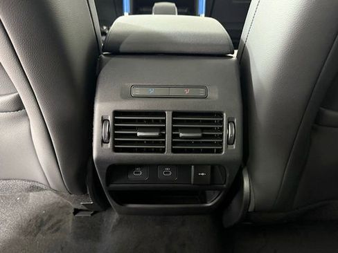 New 2026 Land Rover Discovery Sport Landmark image 20