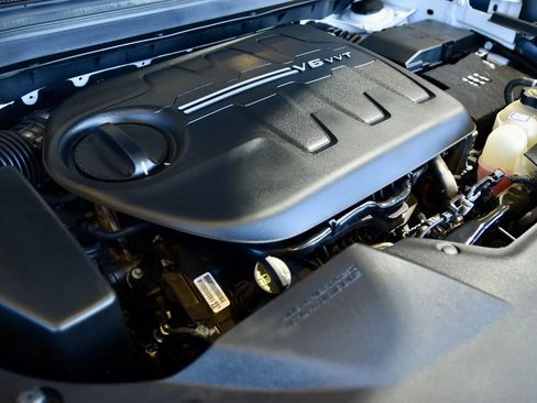 Used 2021 Jeep Cherokee Limited w/ Elite Package image 29