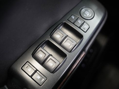 Used 2019 GMC Yukon XL SLT image 26