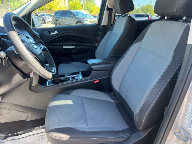 Used 2017 Ford Escape SE w/ SE Cold Weather Package FWD image 20