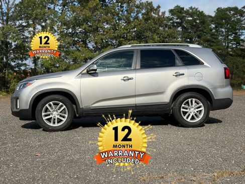 Used 2015 Kia Sorento LX image 37