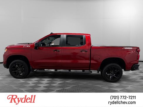 Used 2024 Chevrolet Silverado 1500 LT Trail Boss w/ Convenience Package II image 2