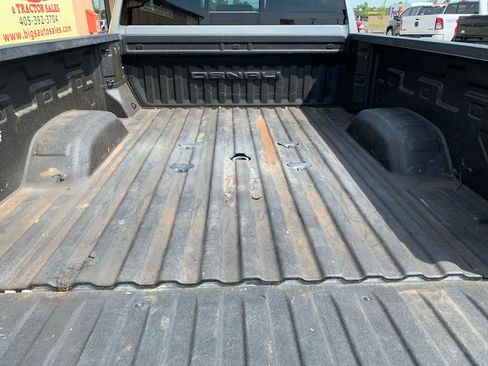 Used 2022 GMC Sierra 2500 Denali w/ Denali Ultimate Package AWD/4WD image 20