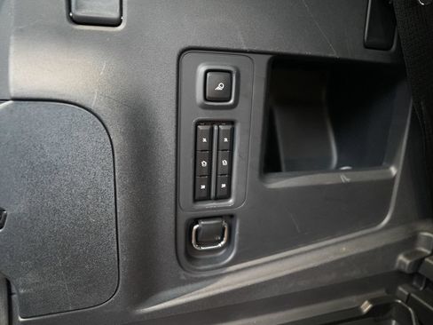 Used 2025 Lincoln Navigator Reserve AWD/4WD image 34