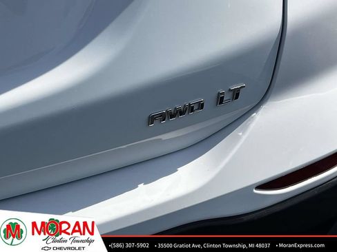 Used 2023 Chevrolet Equinox LT AWD/4WD image 11