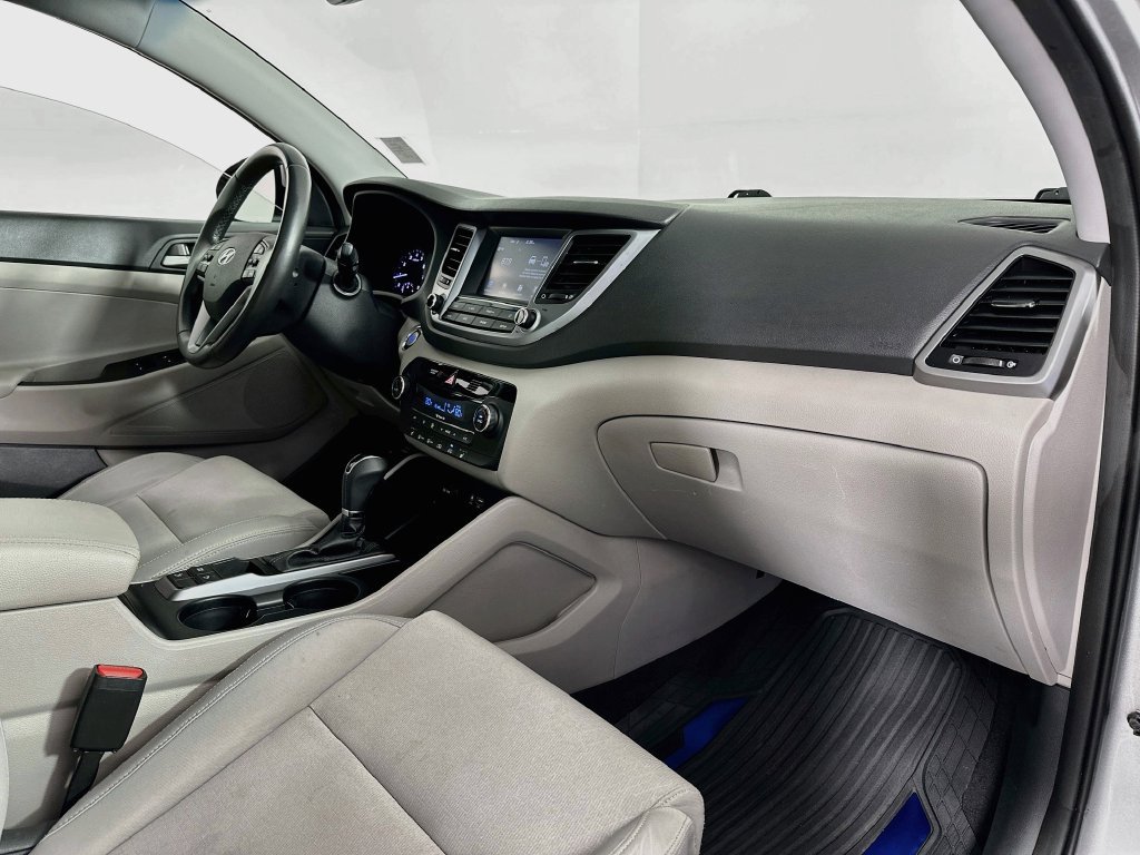 Used 2018 Hyundai Tucson Value FWD image 30