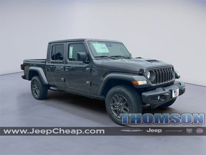 New 2025 Jeep Gladiator Sport