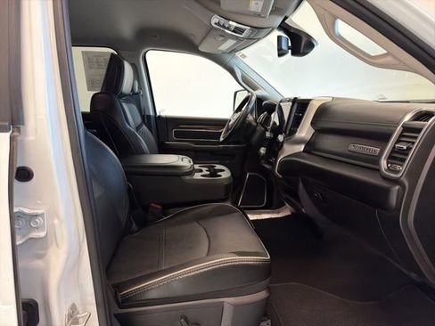 Used 2024 RAM 2500 Laramie w/ Protection Group image 38