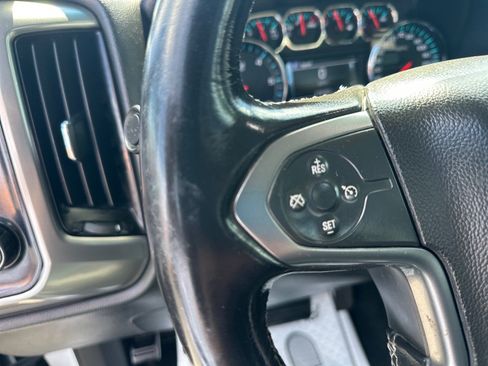 Used 2018 Chevrolet Silverado 2500 LT AWD/4WD image 24