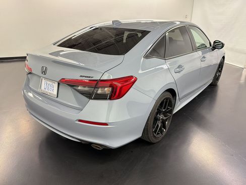 Used 2024 Honda Civic Sport image 9