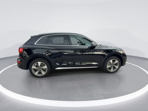 Used 2023 Audi Q5 2.0T Premium w/ Convenience Package AWD/4WD image 8