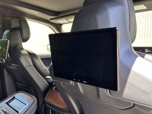 Certified 2025 Lincoln Navigator Black Label AWD/4WD image 28