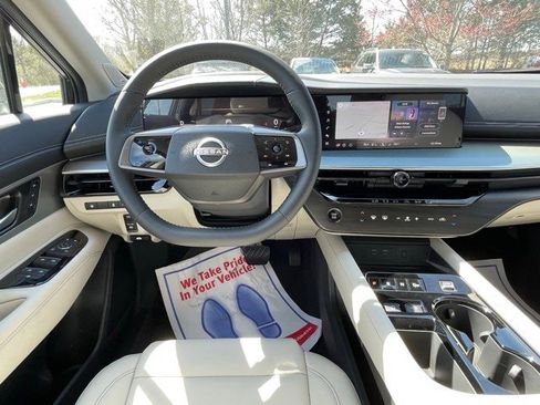 New 2025 Nissan Murano SL image 24