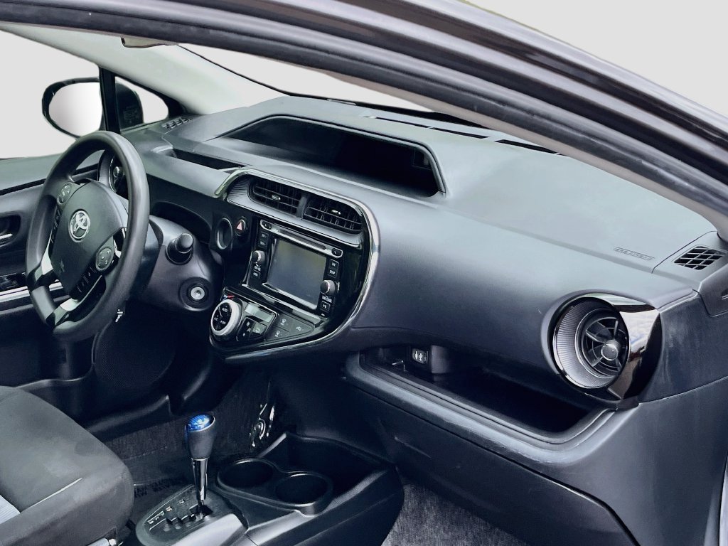 Used 2018 Toyota Prius C Two FWD image 26