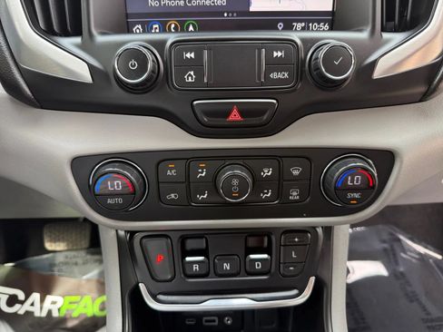 Used 2019 GMC Terrain SLE w/ Driver Convenience Package AWD/4WD image 34