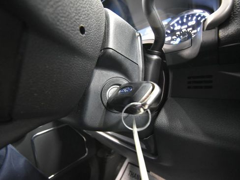 Used 2022 Ford F250 Lariat image 19