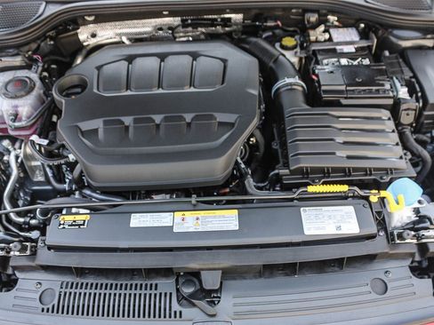 Used 2026 Volkswagen GTI SE FWD image 28