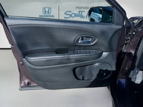 Used 2022 Honda HR-V EX-L image 19