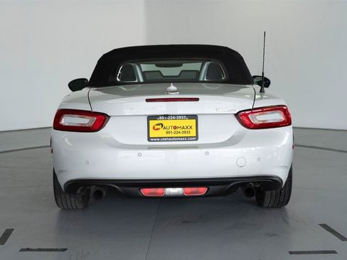 Used 2019 FIAT 124 Spider Lusso w/ Convenience Group RWD image 6