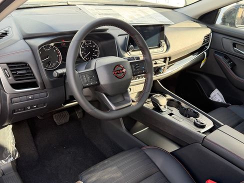 New 2026 Nissan Rogue SV AWD/4WD image 13