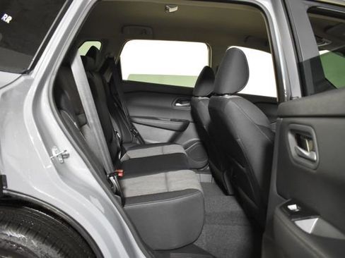 New 2026 Nissan Rogue SV AWD/4WD image 31