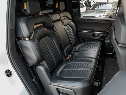 Used 2024 Rivian R1S Adventure AWD/4WD image 46