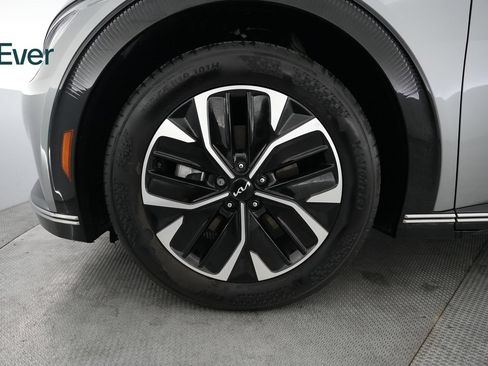 Used 2024 Kia EV6 Wind RWD image 19