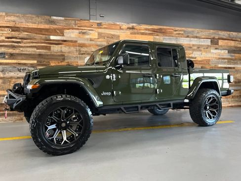 Used 2021 Jeep Gladiator Overland w/ Popular Equipment Package AWD/4WD image 19