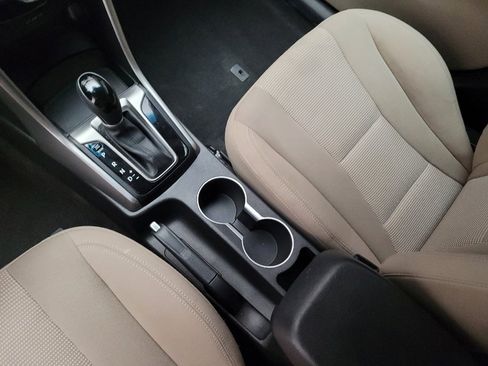 Used 2013 Hyundai Elantra GT image 26
