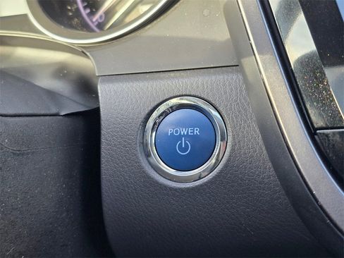 Certified 2021 Toyota Camry XLE w/ Navigation Upgrade Package image 39