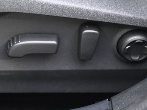 Used 2025 Subaru Outback Limited image 14