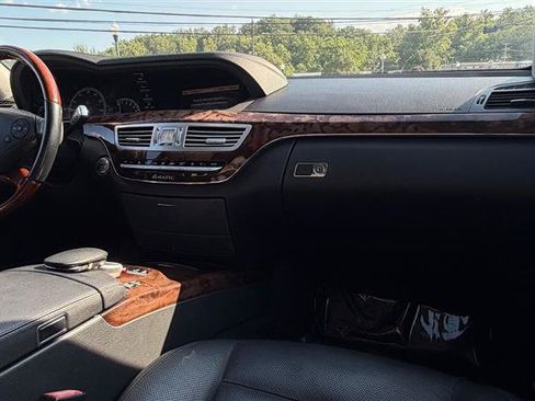 Used 2012 Mercedes-Benz S 550 4MATIC image 33