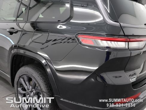 New 2026 Jeep Grand Cherokee L Limited AWD/4WD image 37