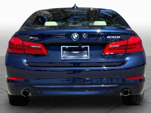 Used 2020 BMW 530i xDrive w/ Premium Package AWD/4WD image 5