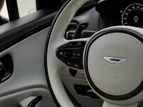 Used 2023 Aston Martin DBX 707 image 14