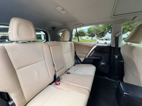Used 2013 Toyota RAV4 XLE FWD image 15