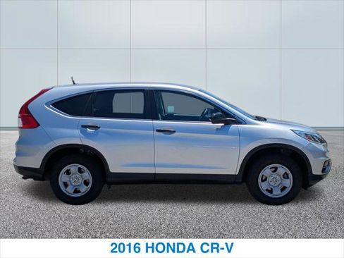 Used 2016 Honda CR-V LX image 6