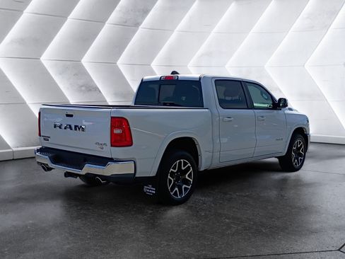 Used 2025 RAM 1500 Laramie AWD/4WD image 6
