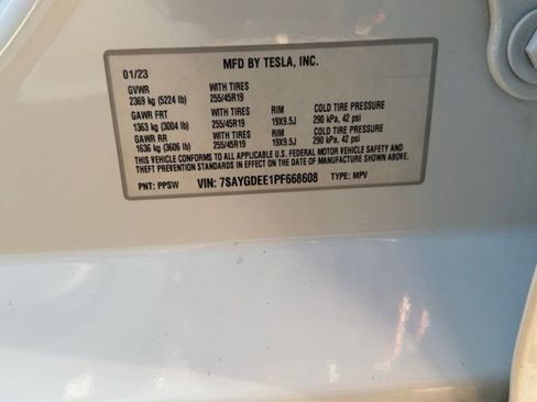 Used 2023 Tesla Model Y Long Range image 17