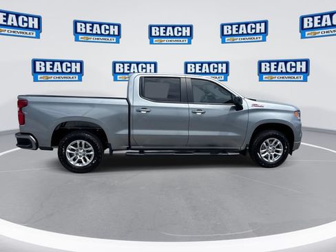 Used 2024 Chevrolet Silverado 1500 RST w/ Z71 Off-Road Package AWD/4WD image 9