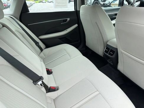 Used 2023 Hyundai Sonata SEL w/ Convenience Package FWD image 14