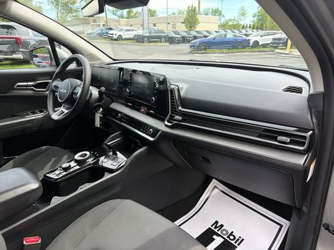 Certified 2023 Kia Sportage LX AWD/4WD image 11