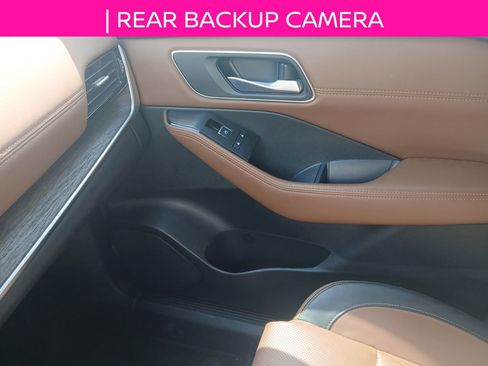 Used 2024 Nissan Rogue Platinum w/ Platinum Premium Package image 15