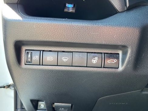 Used 2021 Toyota RAV4 XSE AWD/4WD image 19