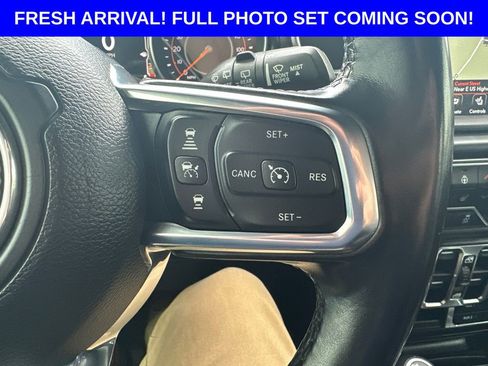 Used 2020 Jeep Wrangler Unlimited Sahara AWD/4WD image 14