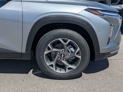 New 2026 Chevrolet Trax LT w/ LT Convenience Package image 13